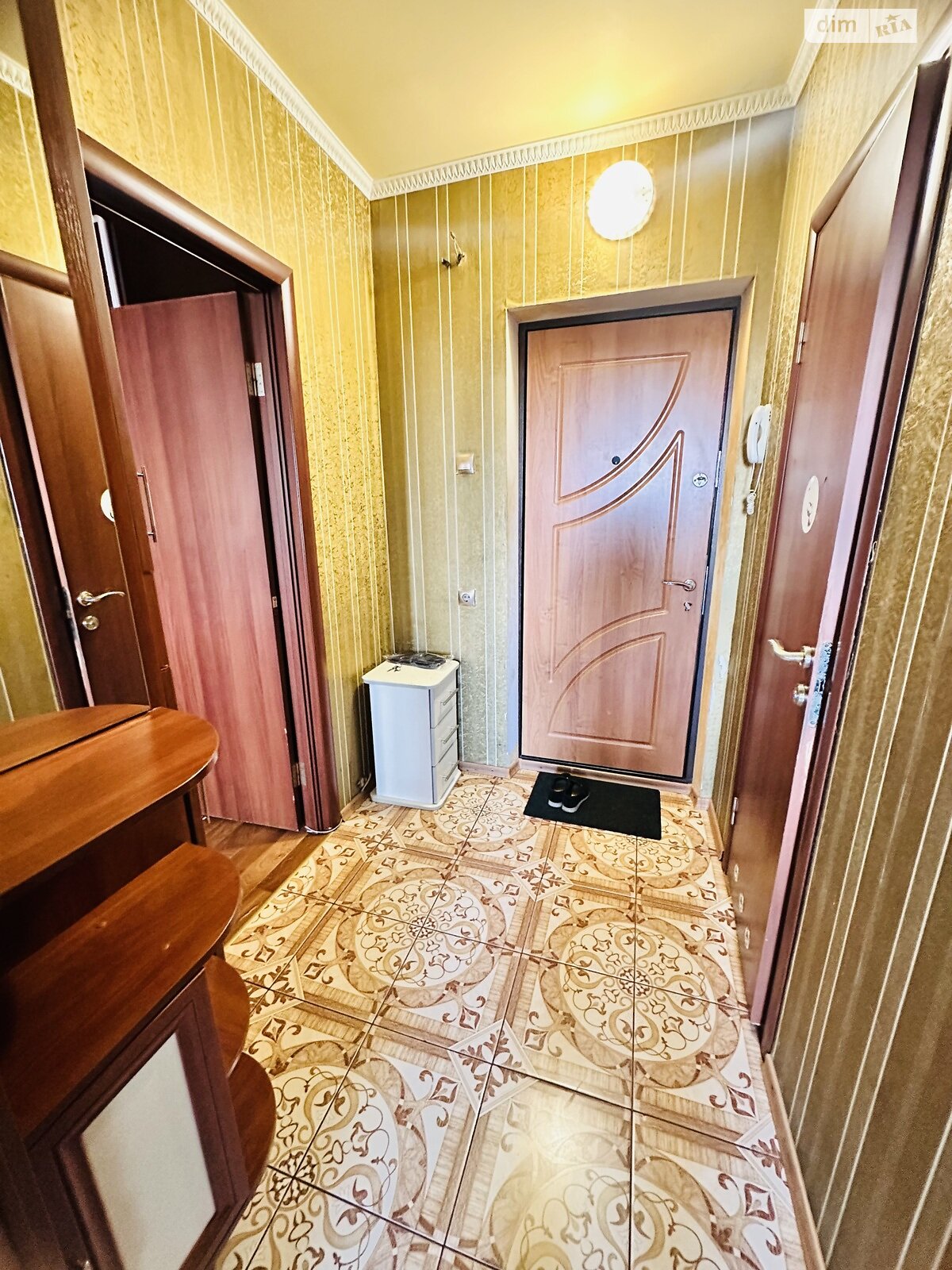 однокімнатна квартира в Білій Церкві, район Леваневського, на вул. Чорних Запорожців 47/1 в оренду на короткий термін подобово фото 1