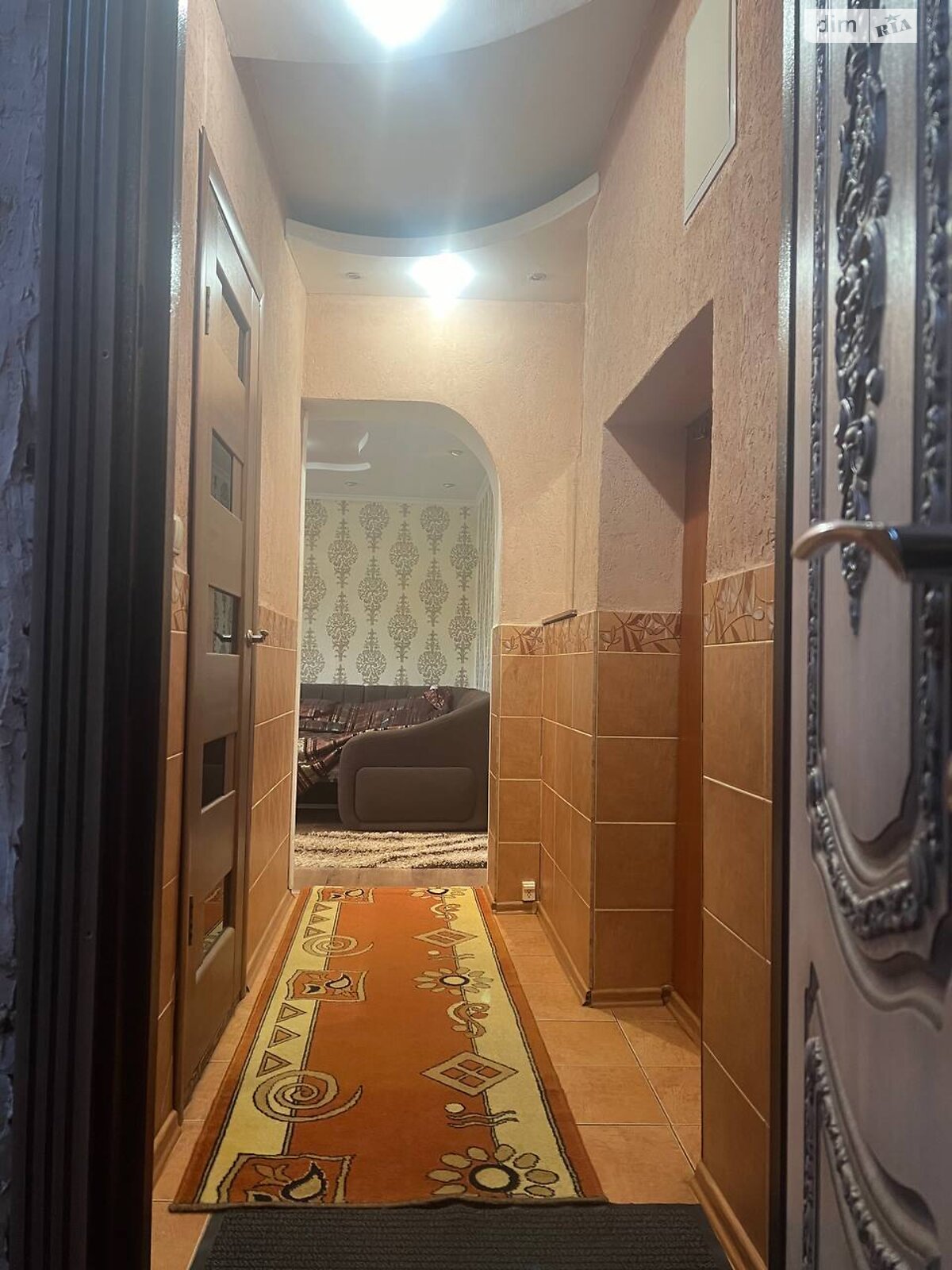 однокомнатная квартира в Белой Церкви, район Центр, на бул. Михаила Грушевского в аренду на короткий срок посуточно фото 1 однокомнатная квартира в Белой Церкви, район Центр, на бул. Михаила Грушевского в аренду на короткий срок посуточно фото 1