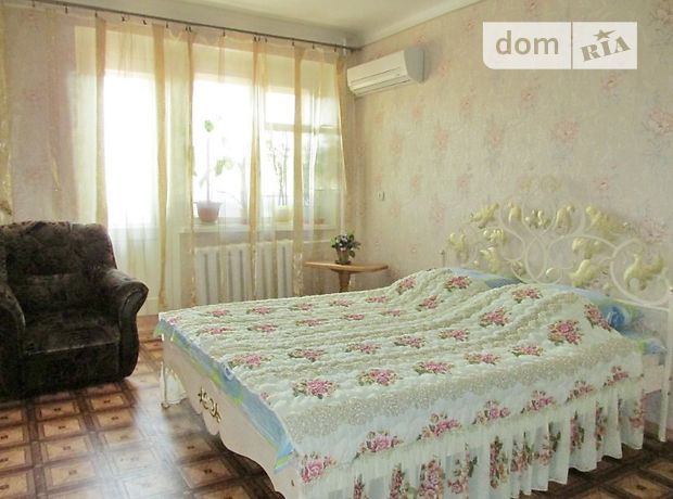 Аренда посуточная квартиры, 1 ком., Запорожская, Бердянск, р‑н. Центр, Мазина 21/2 Аренда посуточная квартиры, 1 ком., Запорожская, Бердянск, р‑н. Центр, Мазина 21/2