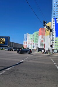 однокімнатна квартира в Броварах, район Бровари, на вул. Симоненка 111 в оренду на короткий термін подобово фото 2