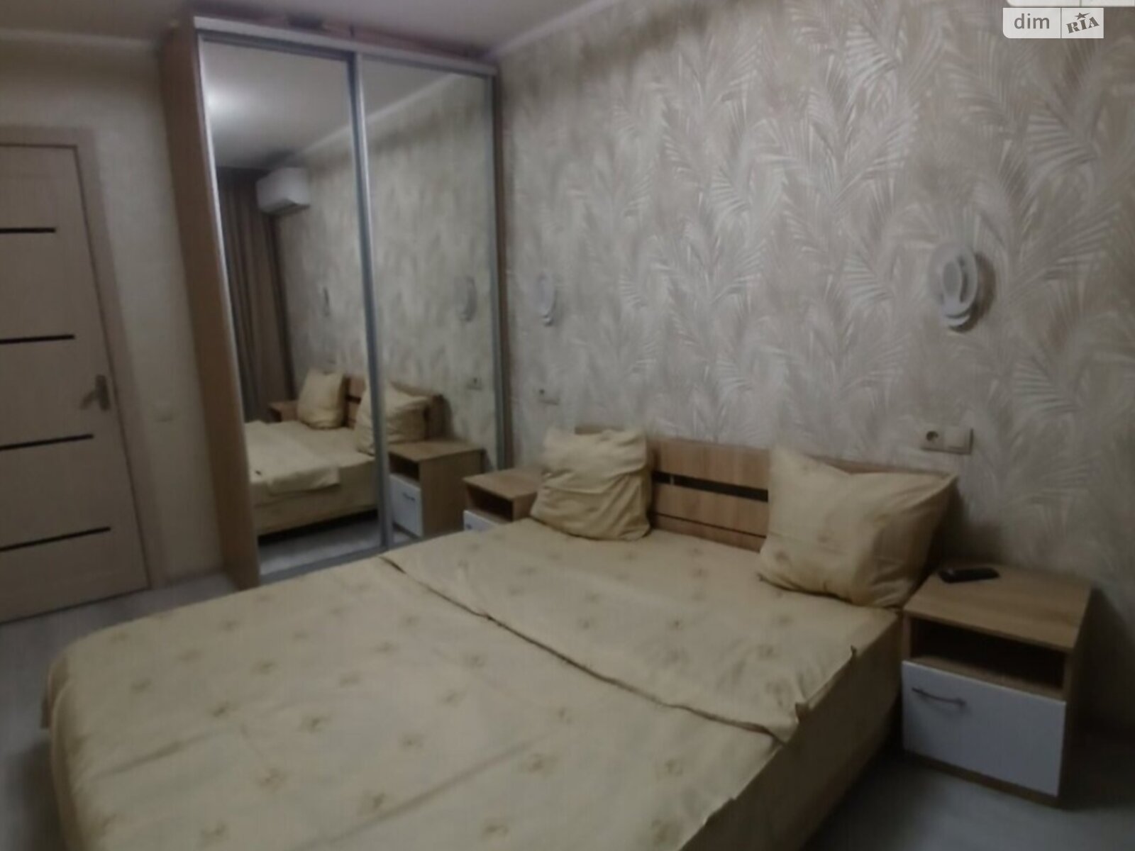 однокімнатна квартира в Броварах, район Бровари, на вул. Симоненка 111 в оренду на короткий термін подобово фото 1 однокімнатна квартира в Броварах, район Бровари, на вул. Симоненка 111 в оренду на короткий термін подобово фото 1