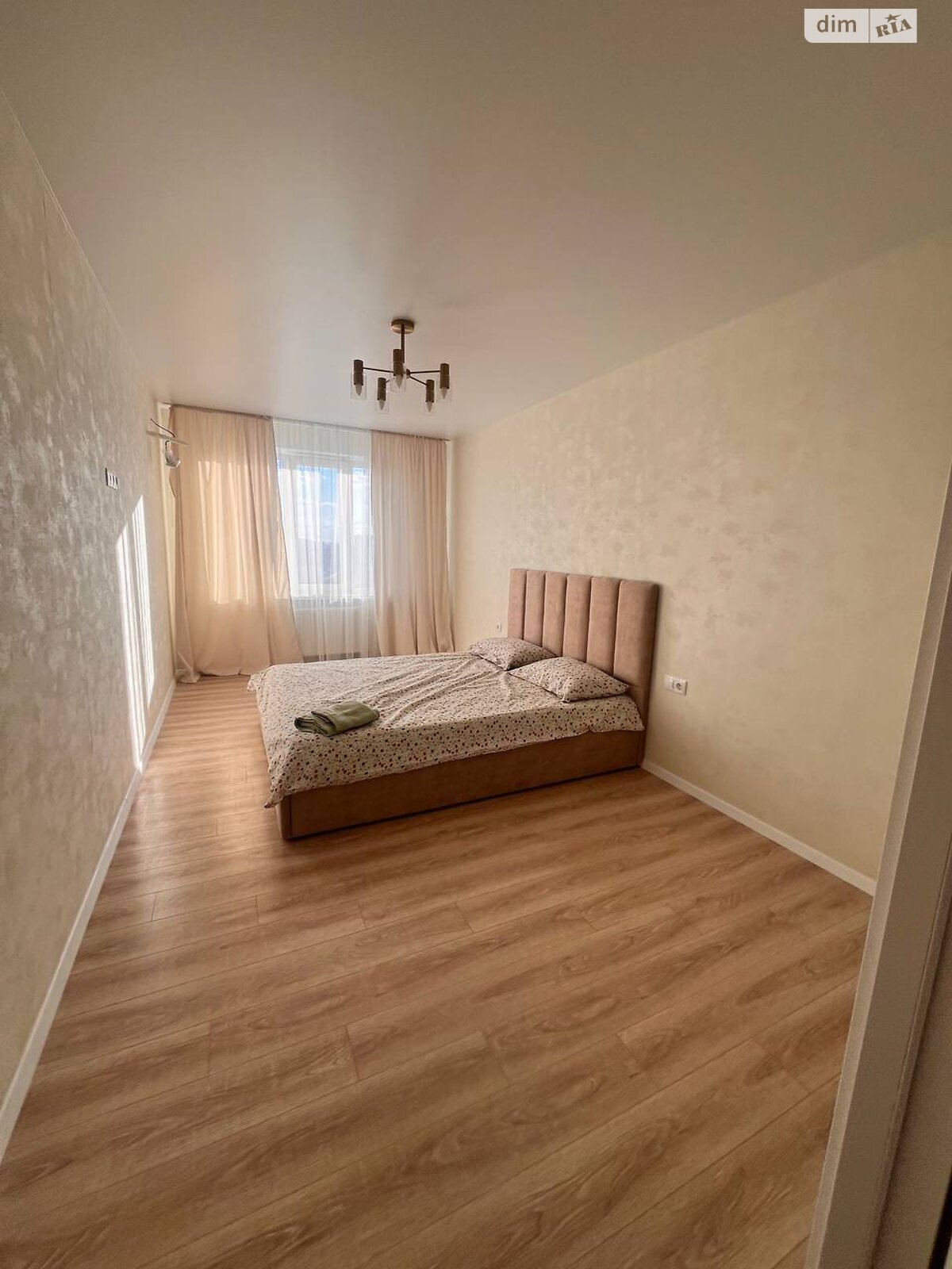однокімнатна квартира в Броварах, на вул. Металургів 35 в оренду на короткий термін подобово фото 1 однокімнатна квартира в Броварах, на вул. Металургів 35 в оренду на короткий термін подобово фото 1