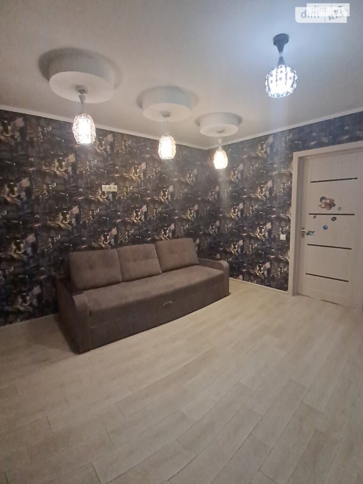однокімнатна квартира в Броварах, район Сади, на вул. Симоненка 111 в оренду на короткий термін подобово фото 1 однокімнатна квартира в Броварах, район Сади, на вул. Симоненка 111 в оренду на короткий термін подобово фото 1