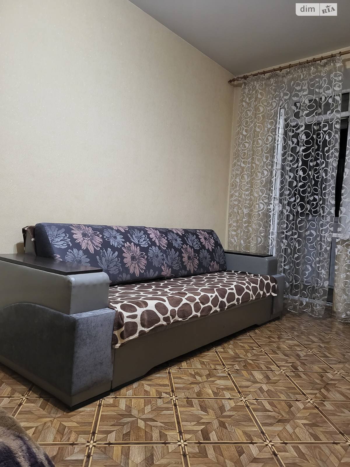 однокомнатная квартира в Черкассах, район Центр, на ул. Благовестная 156 в аренду на короткий срок посуточно фото 1 однокомнатная квартира в Черкассах, район Центр, на ул. Благовестная 156 в аренду на короткий срок посуточно фото 1