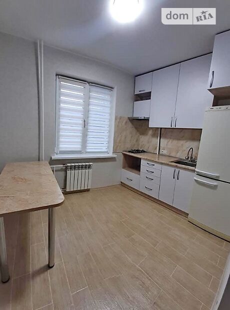однокімнатна квартира в Черкасах, район Центр, на вул. Гоголя 390 в оренду на короткий термін подобово фото 1 однокімнатна квартира в Черкасах, район Центр, на вул. Гоголя 390 в оренду на короткий термін подобово фото 1