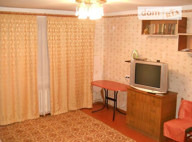 однокомнатная квартира в Черкассах, район Центр, на Мытницкая 23 в аренду на короткий срок посуточно фото 1 однокомнатная квартира в Черкассах, район Центр, на Мытницкая 23 в аренду на короткий срок посуточно фото 1