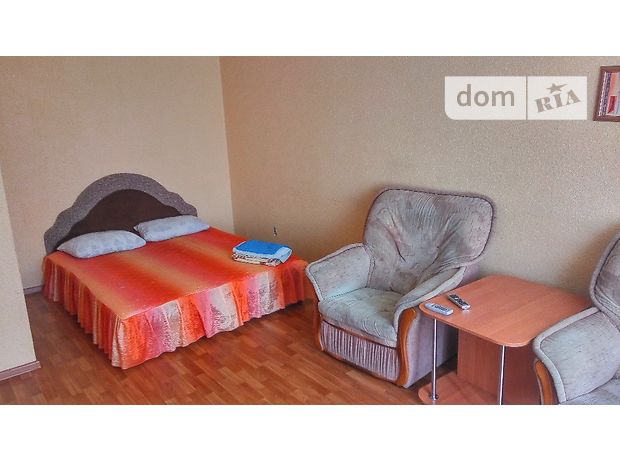 однокомнатная квартира в Черкассах, район Казбет, на ул. Гоголя 137 в аренду на короткий срок посуточно фото 1 однокомнатная квартира в Черкассах, район Казбет, на ул. Гоголя 137 в аренду на короткий срок посуточно фото 1