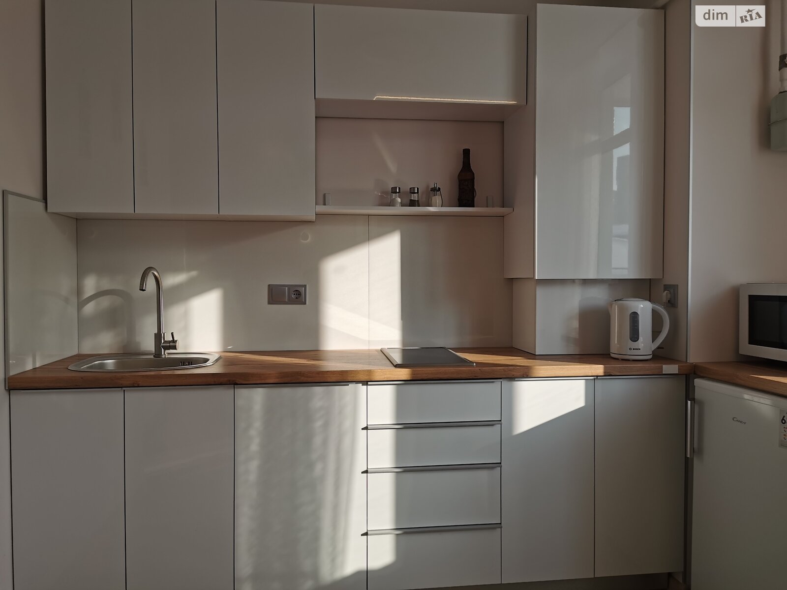 однокомнатная квартира в Чернигове, район Деснянский, на ул. Зеленая 8А в аренду на короткий срок посуточно фото 1 однокомнатная квартира в Чернигове, район Деснянский, на ул. Зеленая 8А в аренду на короткий срок посуточно фото 1