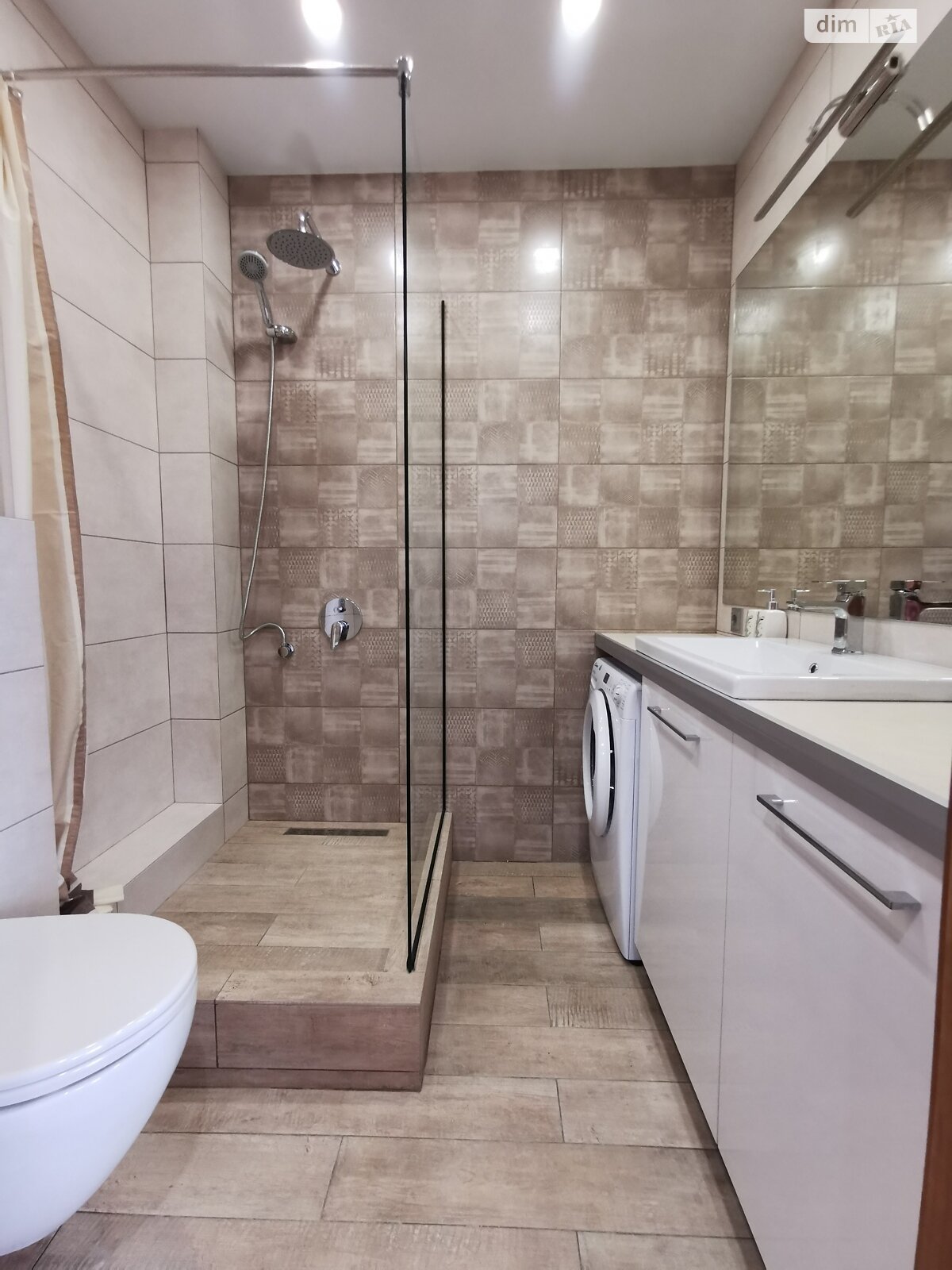 однокомнатная квартира в Чернигове, район Деснянский, на ул. Зеленая 8А в аренду на короткий срок посуточно фото 1 однокомнатная квартира в Чернигове, район Деснянский, на ул. Зеленая 8А в аренду на короткий срок посуточно фото 1