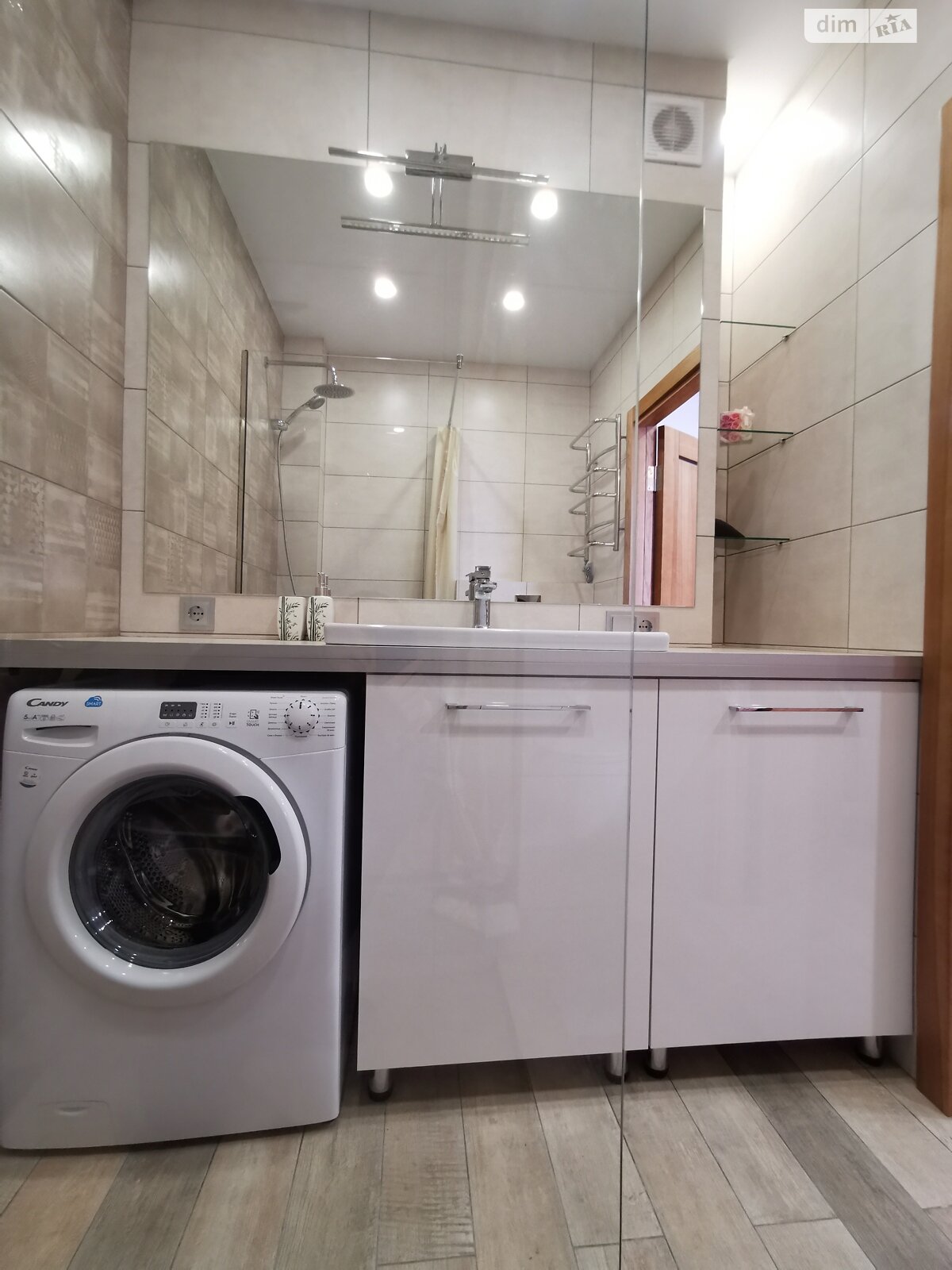 однокомнатная квартира в Чернигове, район Деснянский, на ул. Зеленая 8А в аренду на короткий срок посуточно фото 1 однокомнатная квартира в Чернигове, район Деснянский, на ул. Зеленая 8А в аренду на короткий срок посуточно фото 1