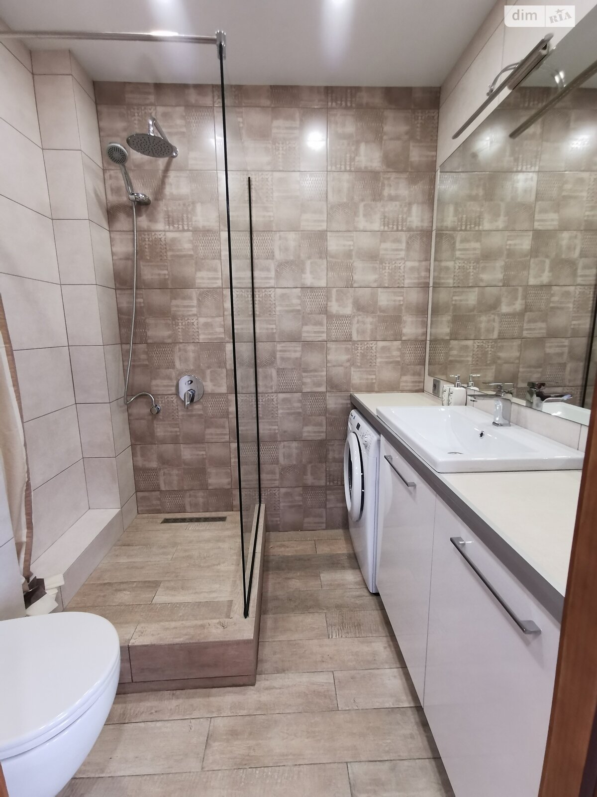 однокомнатная квартира в Чернигове, район Деснянский, на ул. Зеленая 8А в аренду на короткий срок посуточно фото 1 однокомнатная квартира в Чернигове, район Деснянский, на ул. Зеленая 8А в аренду на короткий срок посуточно фото 1