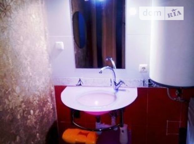 двухкомнатная квартира в Чернигове, район Градецкий, на ул. Мстиславская в аренду на короткий срок посуточно фото 1 двухкомнатная квартира в Чернигове, район Градецкий, на ул. Мстиславская в аренду на короткий срок посуточно фото 1