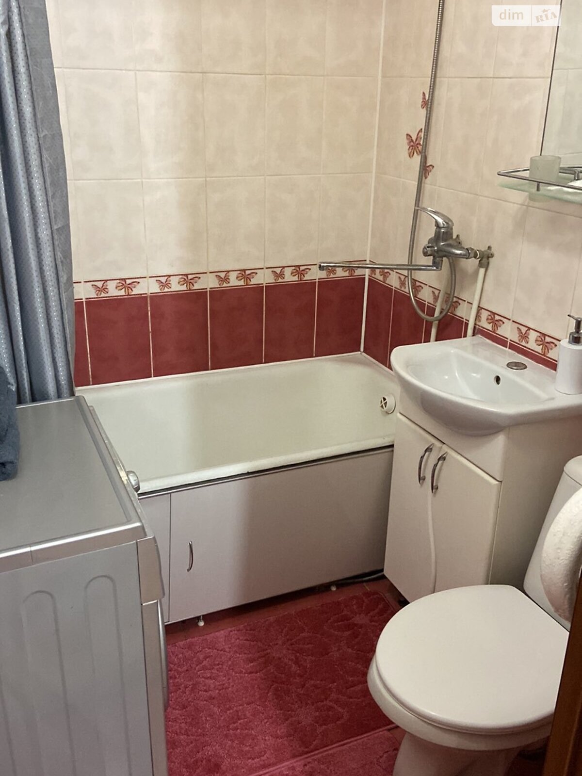 однокомнатная квартира в Чернигове, район Центр, на просп. Победы 58 в аренду на короткий срок посуточно фото 1