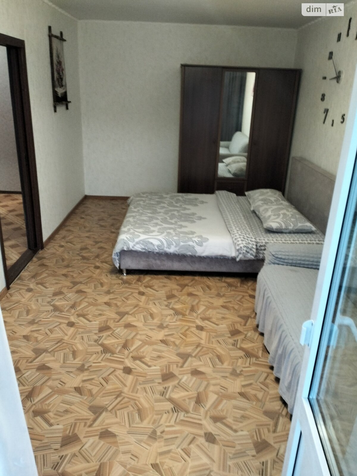 однокомнатная квартира в Чернигове, район Центр, на просп. Победы 58 в аренду на короткий срок посуточно фото 1