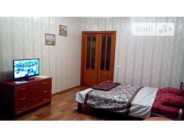 однокомнатная квартира в Чернигове, район Центр, на просп. Победы в аренду на короткий срок посуточно фото 1 однокомнатная квартира в Чернигове, район Центр, на просп. Победы в аренду на короткий срок посуточно фото 1