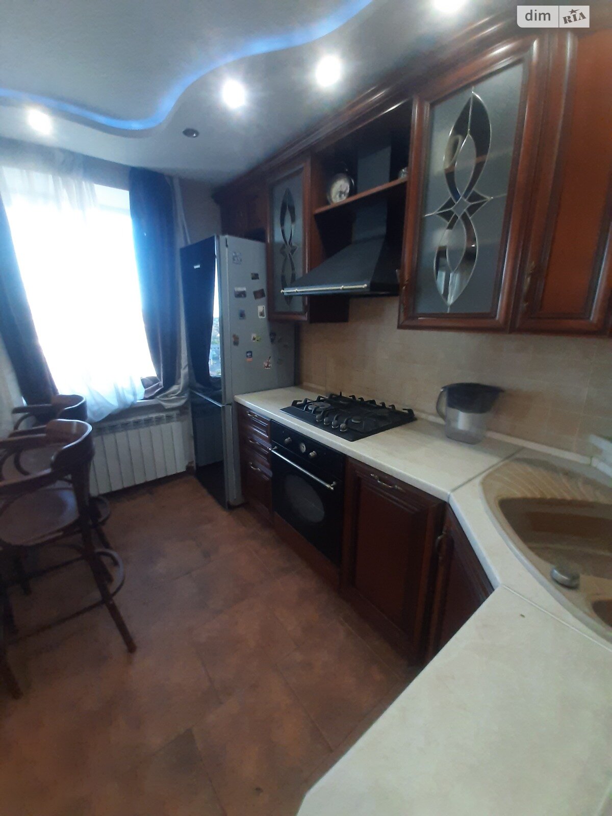 трехкомнатная квартира в Черноморске, на ул. Александрийская 4А в аренду на короткий срок посуточно фото 1