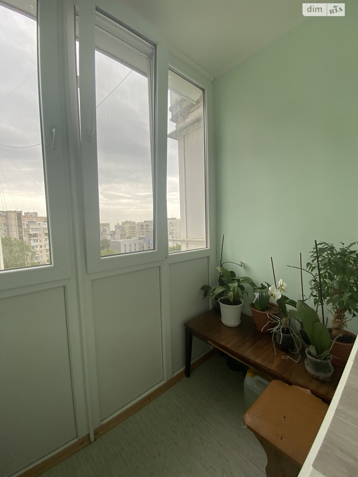 трехкомнатная квартира в Черноморске, район Ильичевск, на просп. Мира, кв. 25 в аренду на короткий срок посуточно фото 1 трехкомнатная квартира в Черноморске, район Ильичевск, на просп. Мира, кв. 25 в аренду на короткий срок посуточно фото 1