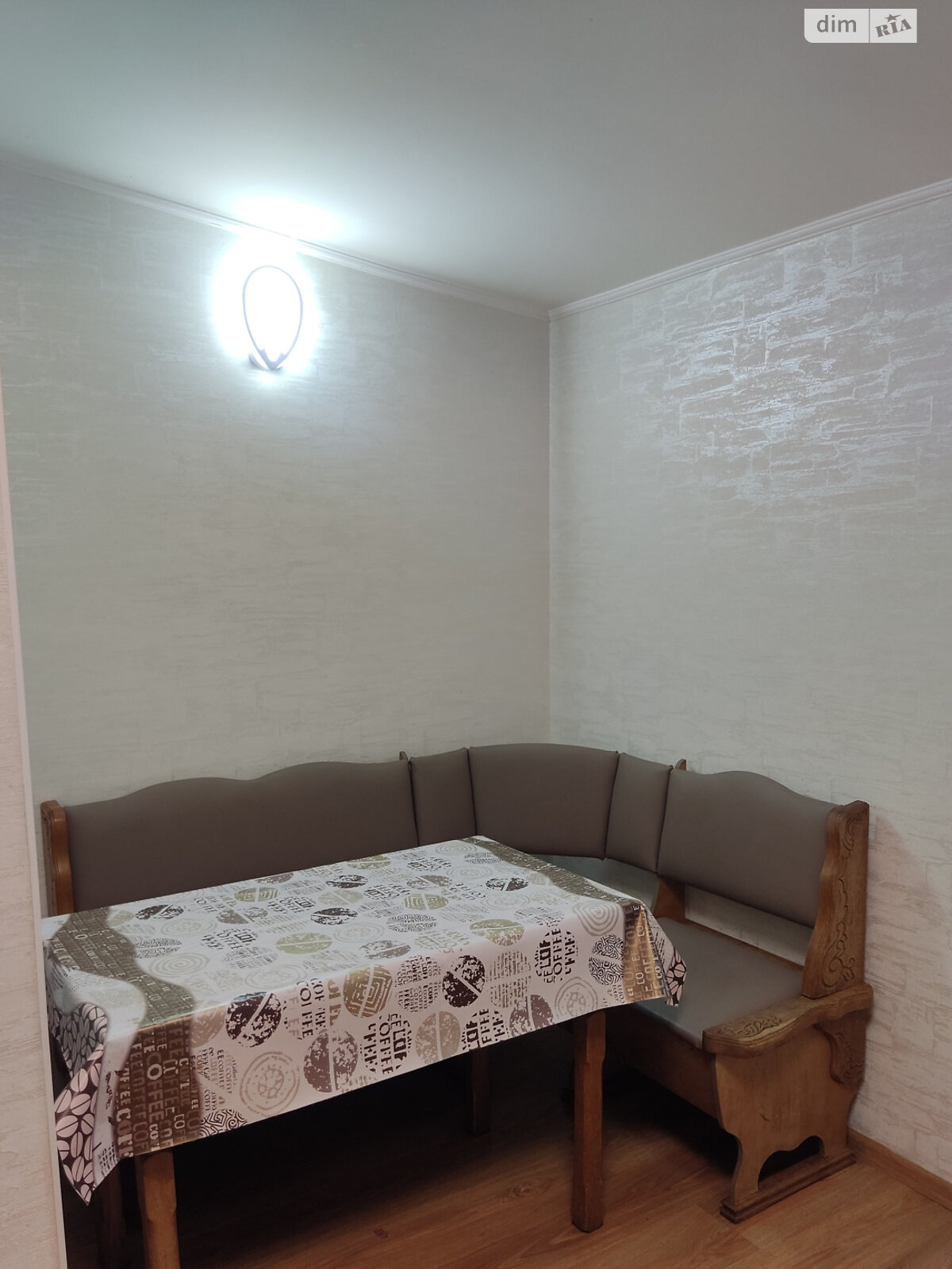 двокімнатна квартира в Чорноморську, район Іллічівськ, на просп. Миру 8А в оренду на короткий термін подобово фото 1 двокімнатна квартира в Чорноморську, район Іллічівськ, на просп. Миру 8А в оренду на короткий термін подобово фото 1