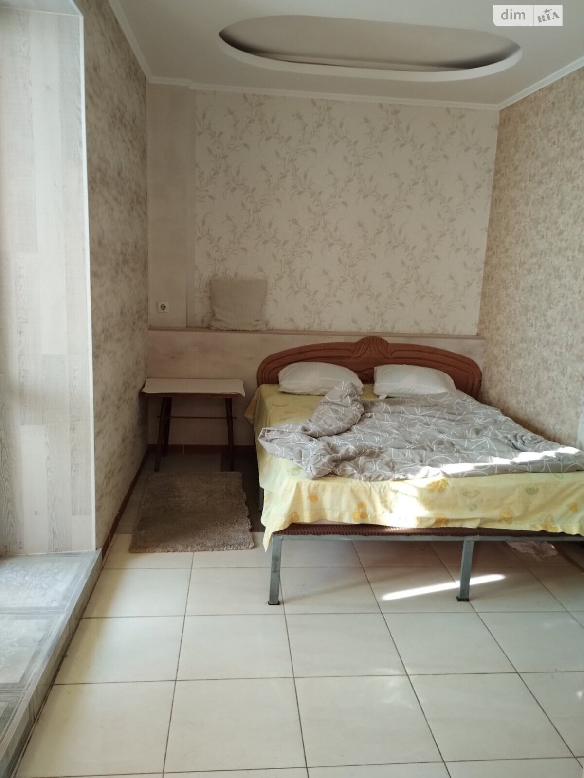двухкомнатная квартира в Черноморске, район Ильичевск, на ул. Парковая 26 в аренду на короткий срок посуточно фото 1