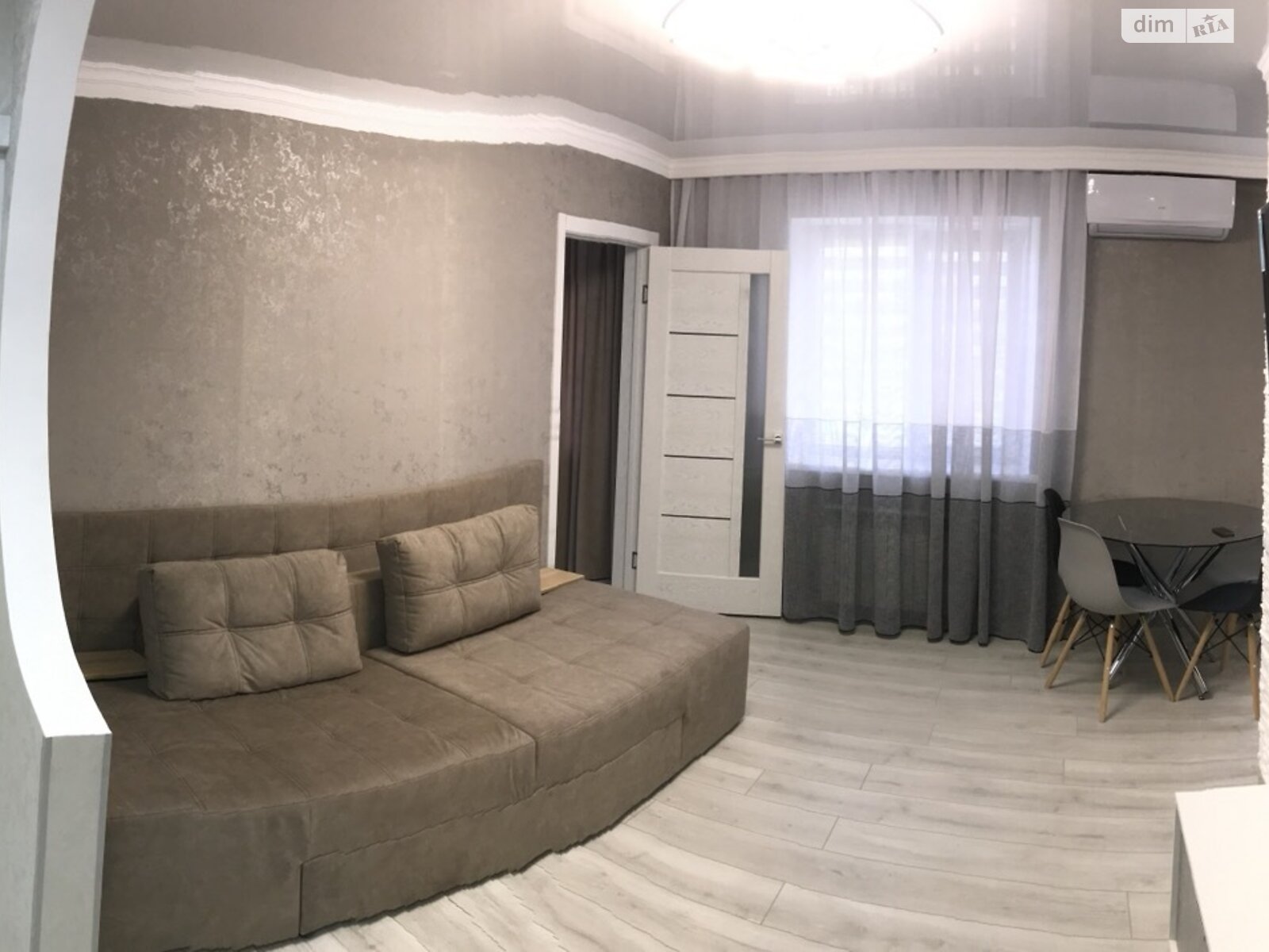 двокімнатна квартира в Чорноморську, район Іллічівськ, на вул. Паркова 6 в оренду на короткий термін подобово фото 1 двокімнатна квартира в Чорноморську, район Іллічівськ, на вул. Паркова 6 в оренду на короткий термін подобово фото 1