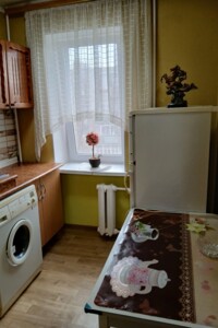 однокомнатная квартира в Черноморске, район Ильичевск, на ул. Парусная 6 в аренду на короткий срок посуточно фото 2
