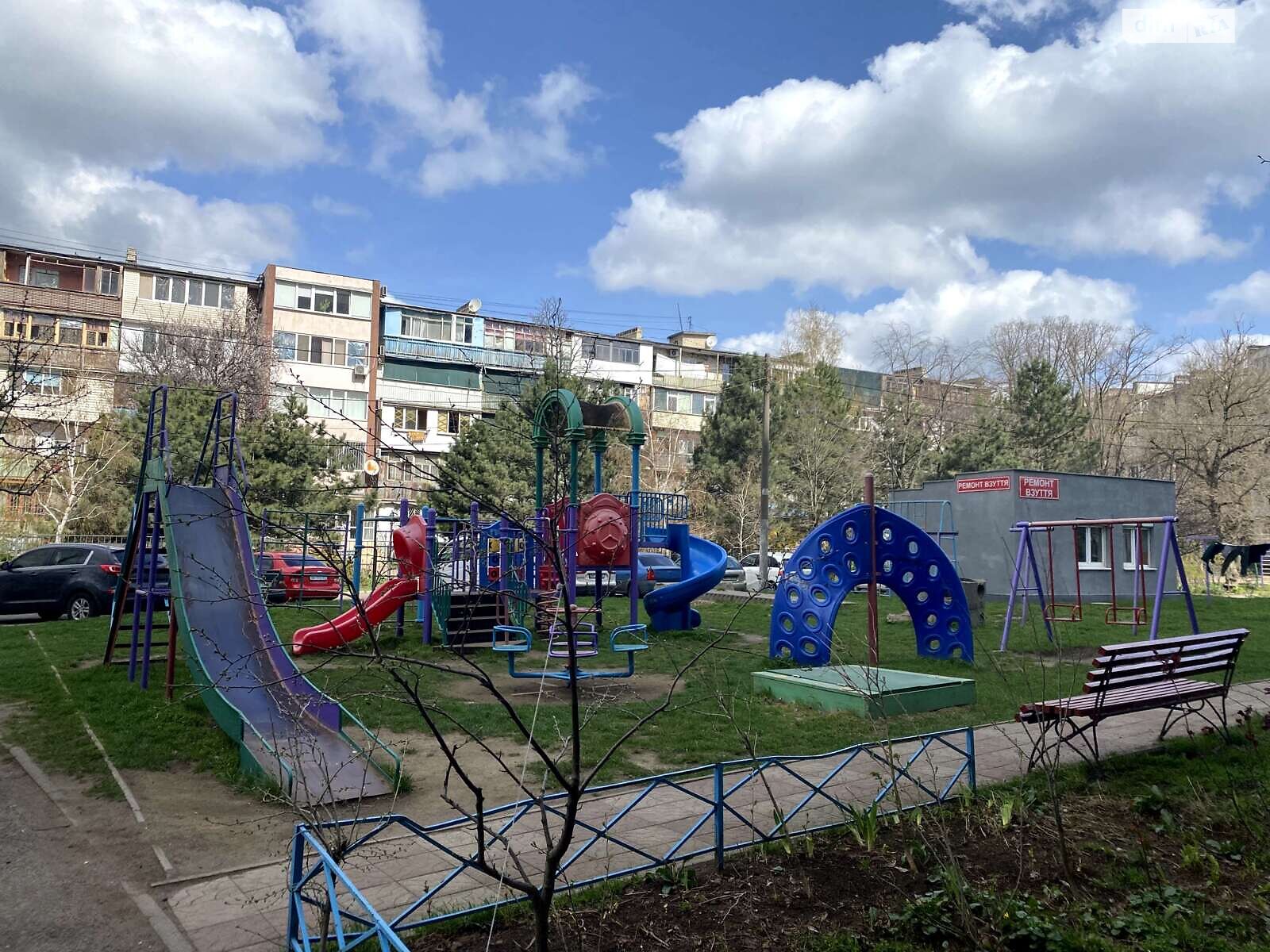 однокомнатная квартира в Черноморске, район Ильичевск, на ул. Защитников Украины 2 в аренду на короткий срок посуточно фото 1 однокомнатная квартира в Черноморске, район Ильичевск, на ул. Защитников Украины 2 в аренду на короткий срок посуточно фото 1