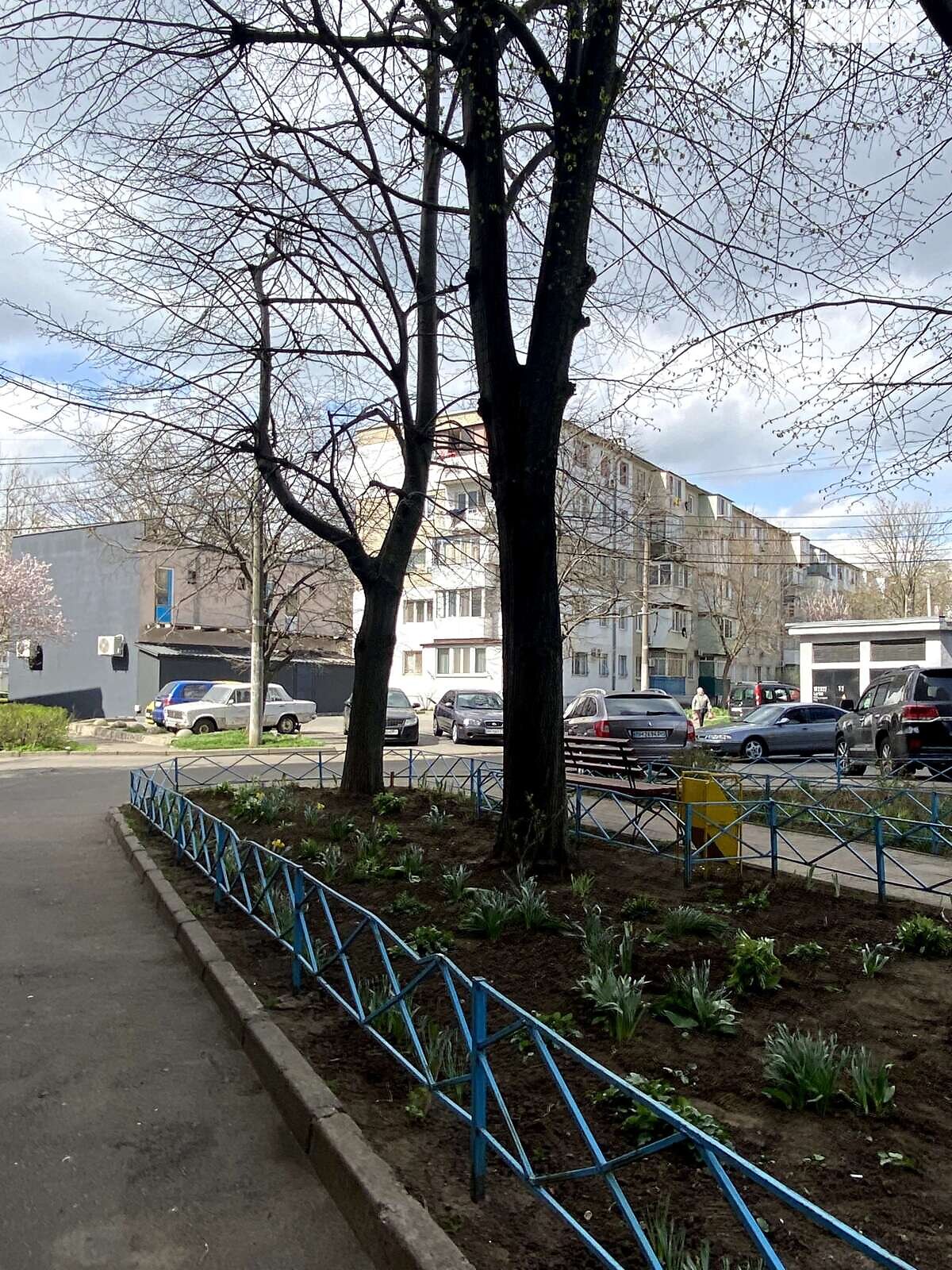 однокомнатная квартира в Черноморске, район Ильичевск, на ул. Защитников Украины 2 в аренду на короткий срок посуточно фото 1 однокомнатная квартира в Черноморске, район Ильичевск, на ул. Защитников Украины 2 в аренду на короткий срок посуточно фото 1