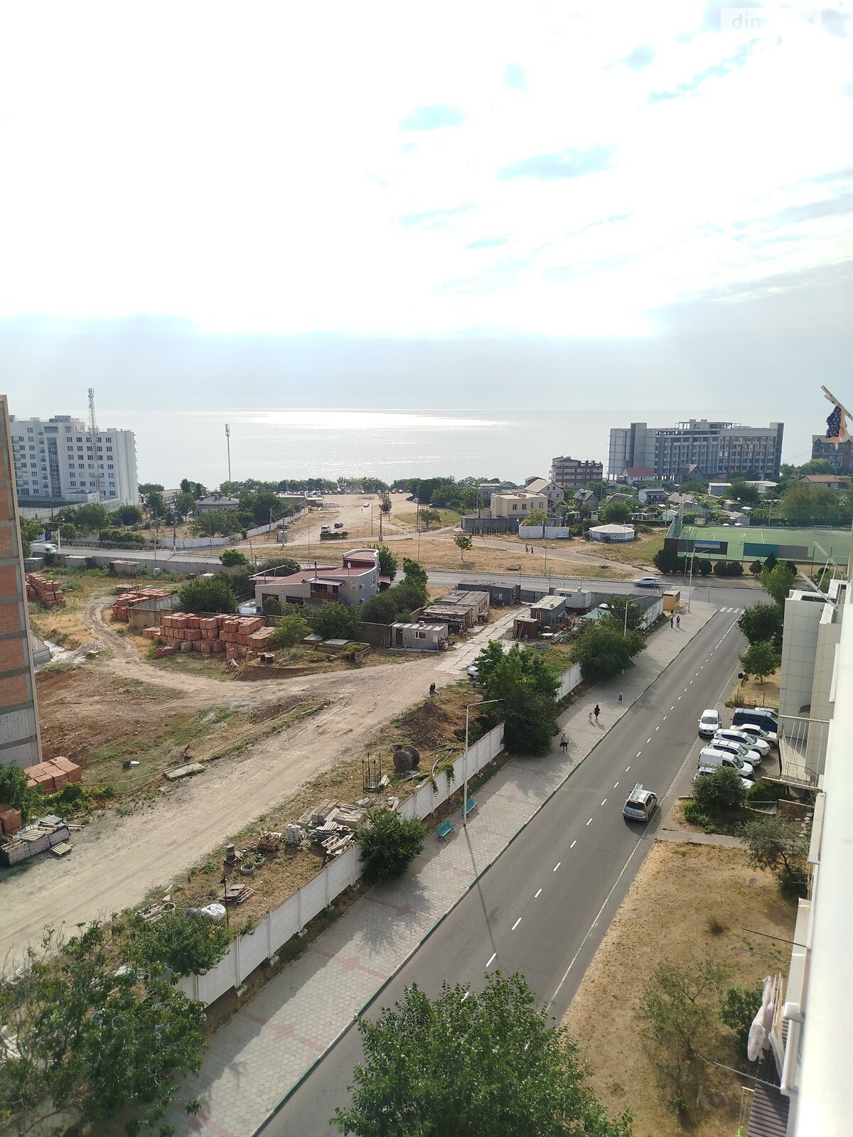 двокімнатна квартира в Чорноморську, на вул. Лазурна 7 в оренду на короткий термін подобово фото 1 двокімнатна квартира в Чорноморську, на вул. Лазурна 7 в оренду на короткий термін подобово фото 1