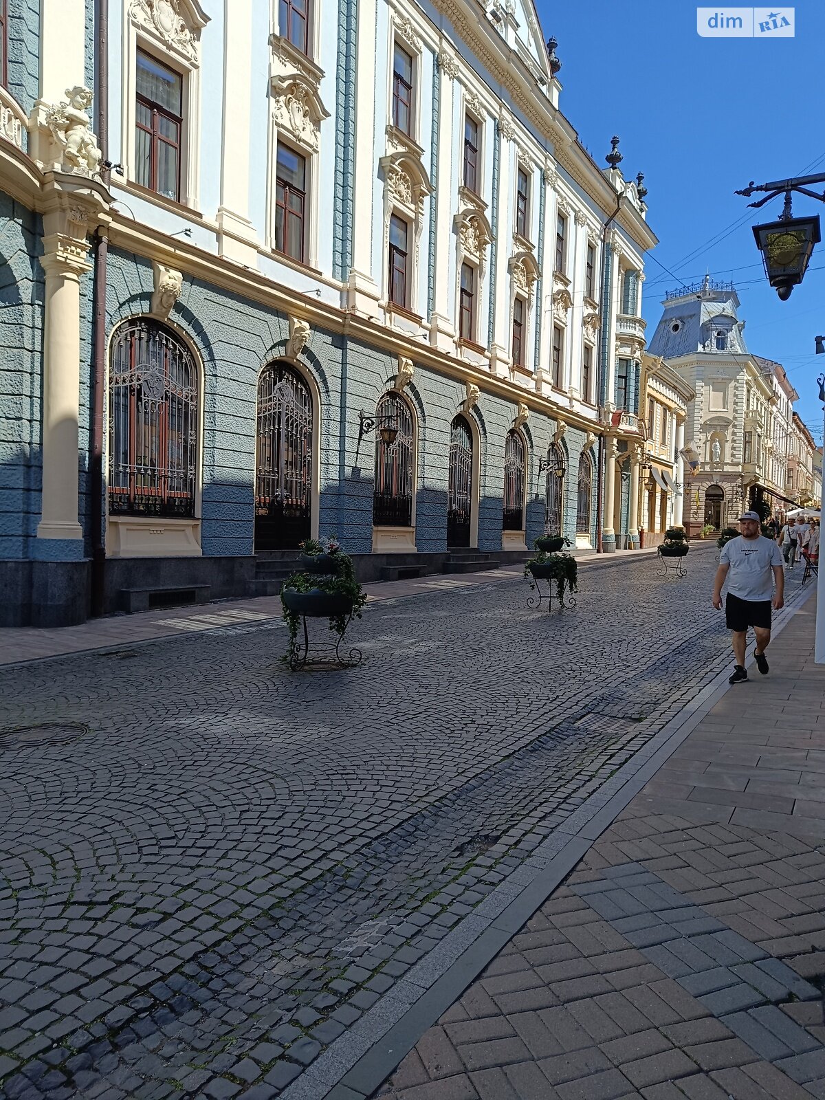 двокімнатна квартира в Чернівцях, район Першотравневий, на вул. Кобилянської Ольги 22 в оренду на короткий термін подобово фото 1 двокімнатна квартира в Чернівцях, район Першотравневий, на вул. Кобилянської Ольги 22 в оренду на короткий термін подобово фото 1