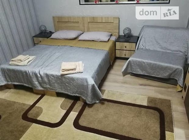 однокомнатная квартира в Черновцах, на ул.Толстого в аренду на короткий срок посуточно фото 1 однокомнатная квартира в Черновцах, на ул.Толстого в аренду на короткий срок посуточно фото 1