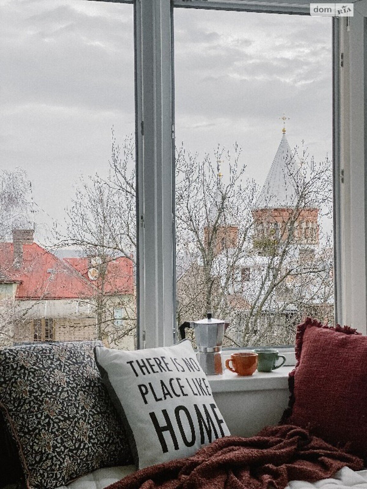 двухкомнатная квартира в Черновцах, район Центр, на ул. Кобылянской Ольги 31 в аренду на короткий срок посуточно фото 1 двухкомнатная квартира в Черновцах, район Центр, на ул. Кобылянской Ольги 31 в аренду на короткий срок посуточно фото 1