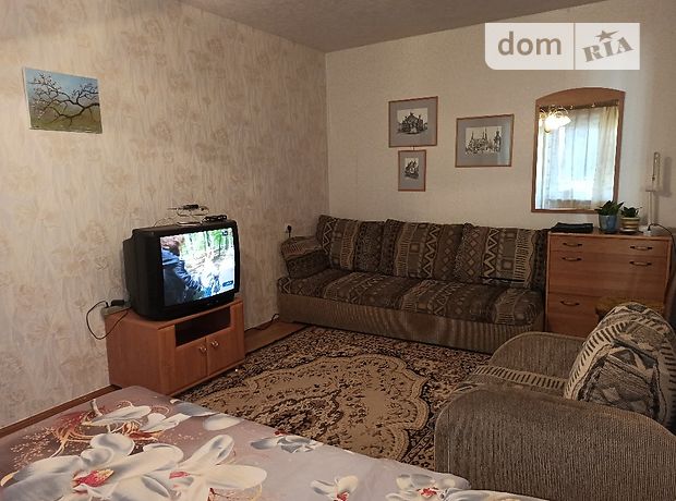 однокомнатная квартира в Днепре, район Амур-Нижнеднепровский, на ул. Малиновского Маршала 12 в аренду на короткий срок посуточно фото 1 однокомнатная квартира в Днепре, район Амур-Нижнеднепровский, на ул. Малиновского Маршала 12 в аренду на короткий срок посуточно фото 1