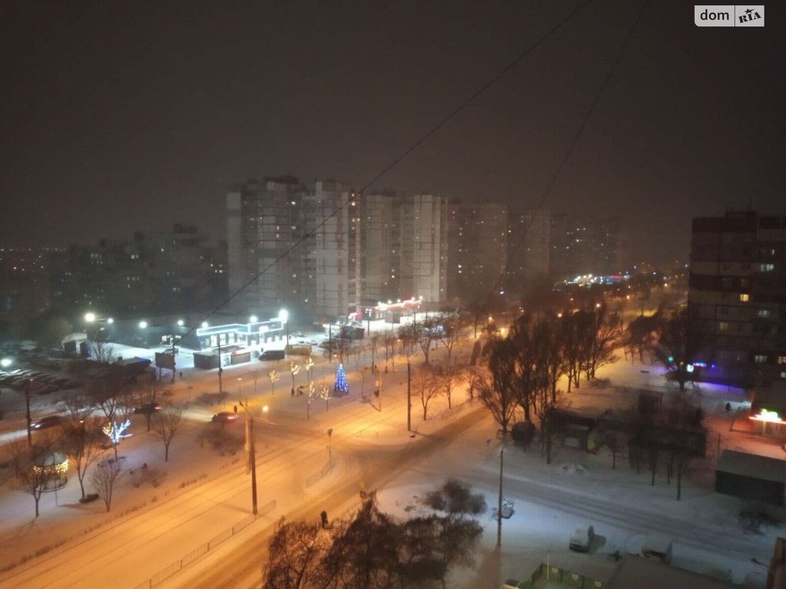 трехкомнатная квартира в Днепре, район Индустриальный, на просп. Мира в аренду на короткий срок посуточно фото 1