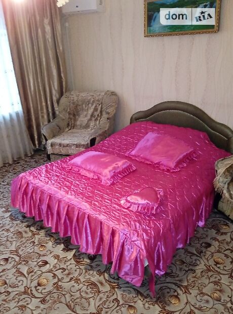 двокімнатна квартира в Дніпрі, район Новокодацький, на вул. Караваєва 1а в оренду на короткий термін подобово фото 1 двокімнатна квартира в Дніпрі, район Новокодацький, на вул. Караваєва 1а в оренду на короткий термін подобово фото 1
