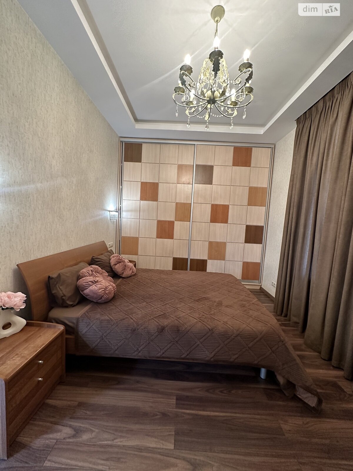 двокімнатна квартира в Дніпрі, район Парк Шевченка, на вул. Шевченка 3 в оренду на короткий термін подобово фото 1 двокімнатна квартира в Дніпрі, район Парк Шевченка, на вул. Шевченка 3 в оренду на короткий термін подобово фото 1
