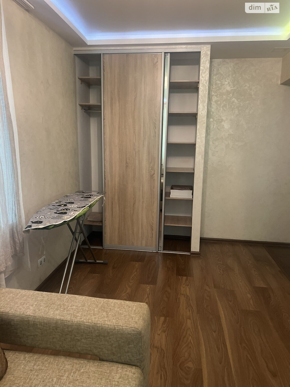 однокомнатная квартира в Днепре, район Подстанция, на просп. Науки в аренду на короткий срок посуточно фото 1 однокомнатная квартира в Днепре, район Подстанция, на просп. Науки в аренду на короткий срок посуточно фото 1