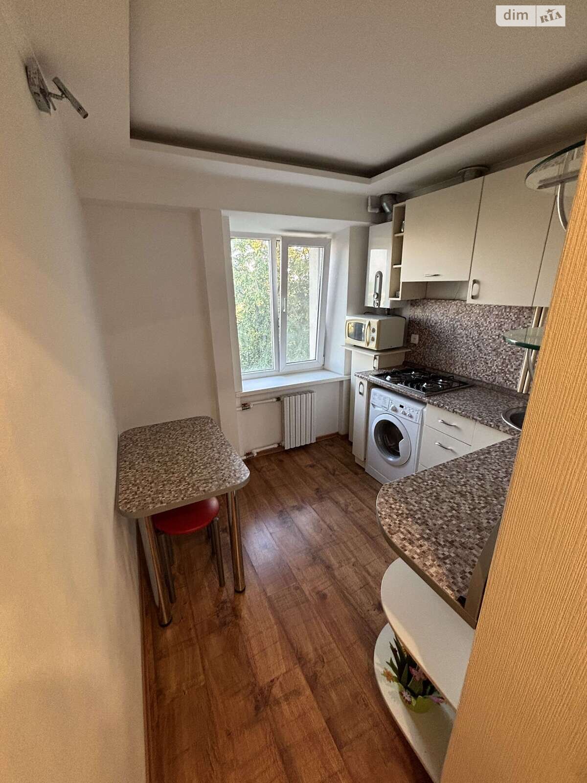 однокомнатная квартира в Днепре, район Подстанция, на просп. Науки 125, кв. 60 в аренду на короткий срок посуточно фото 1 однокомнатная квартира в Днепре, район Подстанция, на просп. Науки 125, кв. 60 в аренду на короткий срок посуточно фото 1