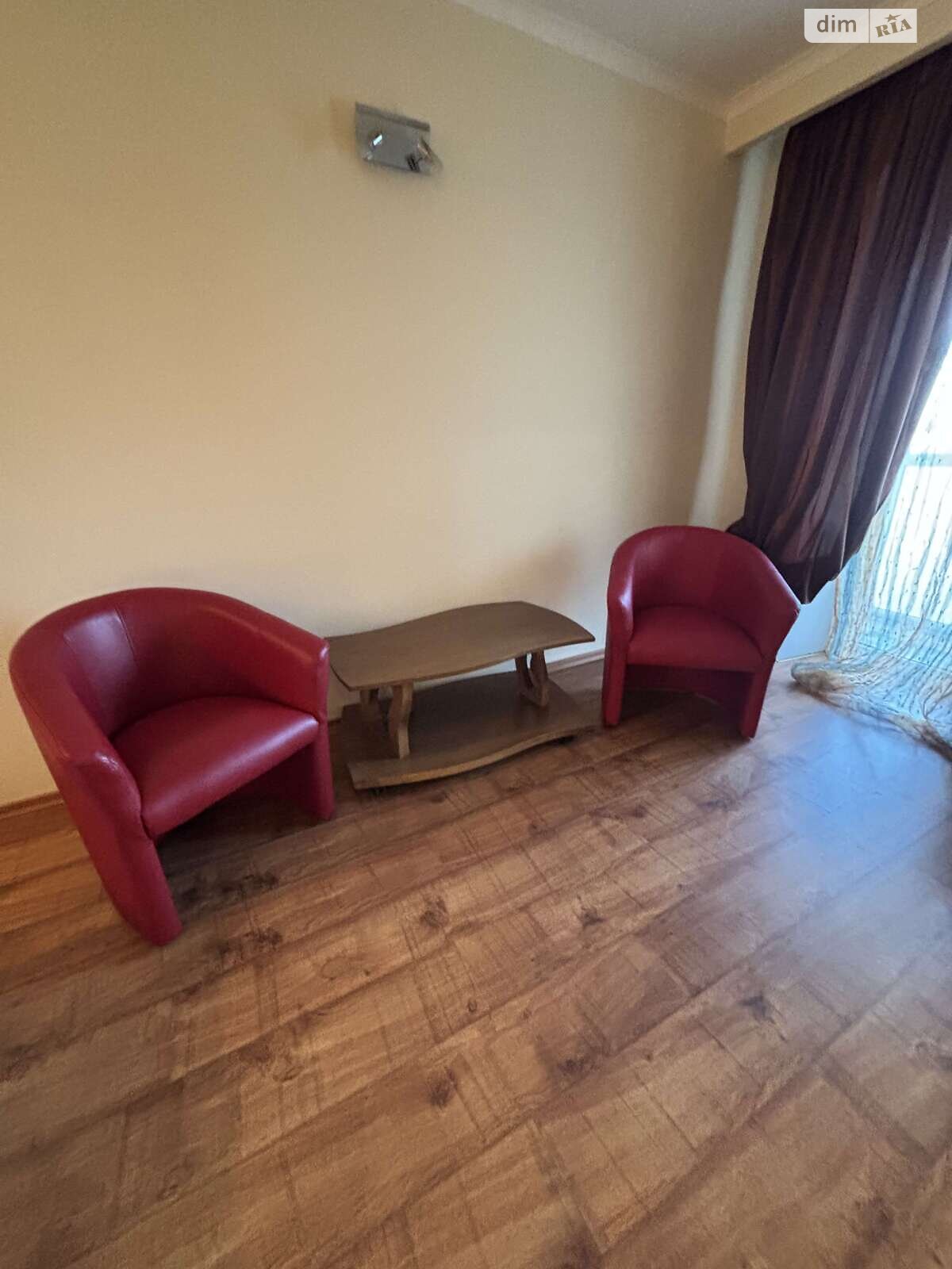 однокомнатная квартира в Днепре, район Подстанция, на просп. Науки 125, кв. 60 в аренду на короткий срок посуточно фото 1 однокомнатная квартира в Днепре, район Подстанция, на просп. Науки 125, кв. 60 в аренду на короткий срок посуточно фото 1