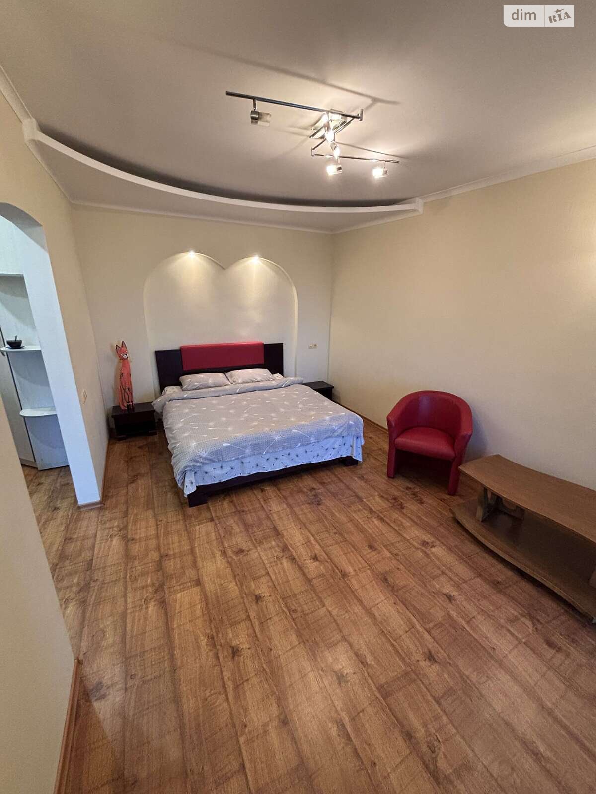 однокомнатная квартира в Днепре, район Подстанция, на просп. Науки 125, кв. 60 в аренду на короткий срок посуточно фото 1 однокомнатная квартира в Днепре, район Подстанция, на просп. Науки 125, кв. 60 в аренду на короткий срок посуточно фото 1