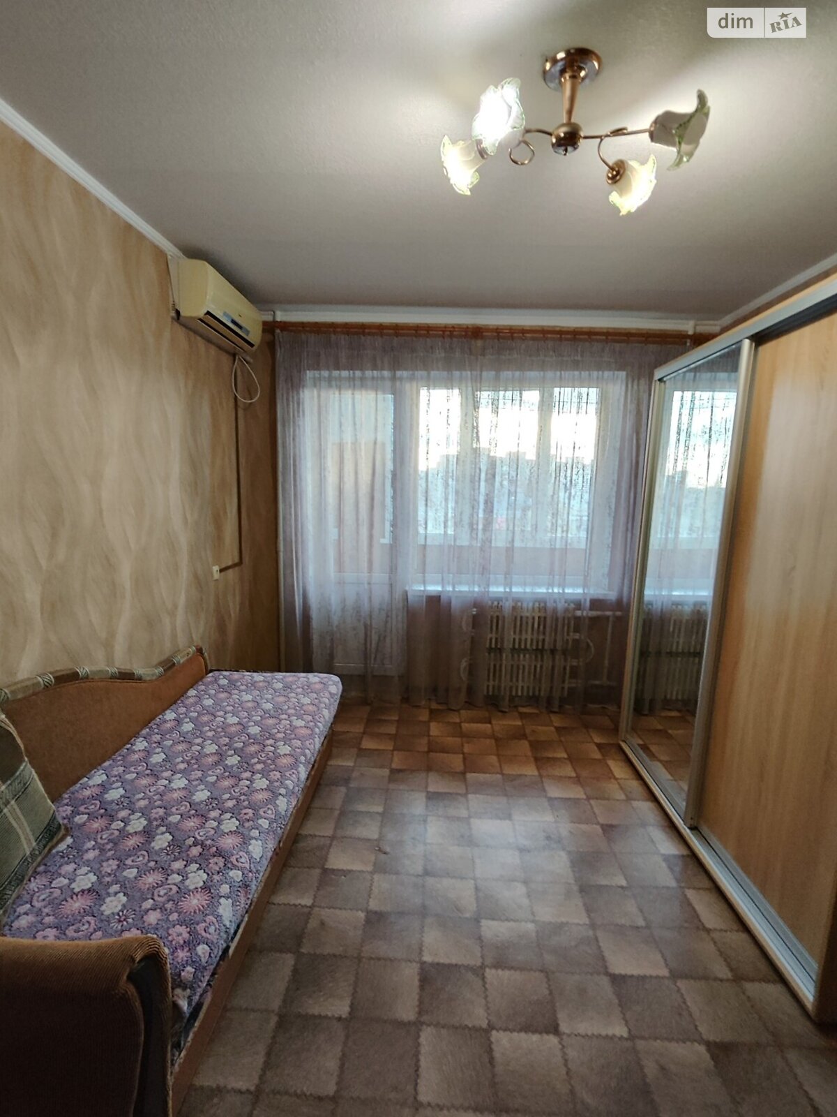 однокомнатная квартира в Днепре, район Соборный, на просп. Науки 120 в аренду на короткий срок посуточно фото 1 однокомнатная квартира в Днепре, район Соборный, на просп. Науки 120 в аренду на короткий срок посуточно фото 1