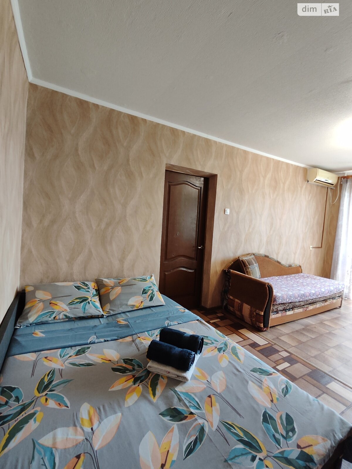 однокомнатная квартира в Днепре, район Соборный, на просп. Науки 120 в аренду на короткий срок посуточно фото 1 однокомнатная квартира в Днепре, район Соборный, на просп. Науки 120 в аренду на короткий срок посуточно фото 1