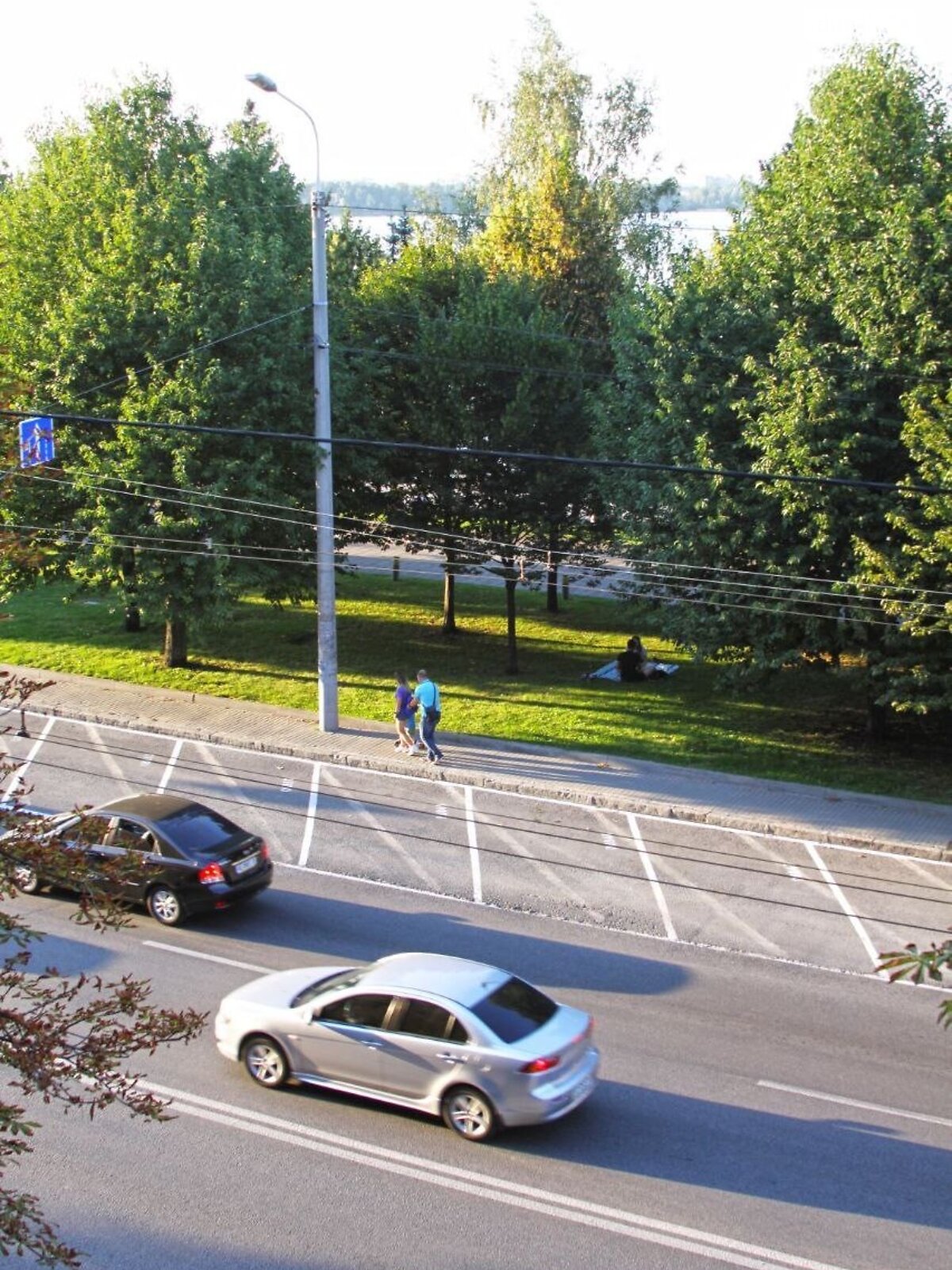 двухкомнатная квартира в Днепре, район Центральный, на ул. Сичеславская 20 в аренду на короткий срок посуточно фото 1