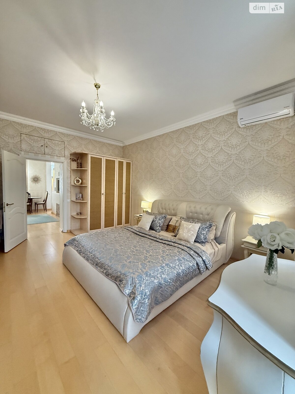 двухкомнатная квартира в Днепре, район Центральный, на просп. Поля Александра 8А в аренду на короткий срок посуточно фото 1 двухкомнатная квартира в Днепре, район Центральный, на просп. Поля Александра 8А в аренду на короткий срок посуточно фото 1