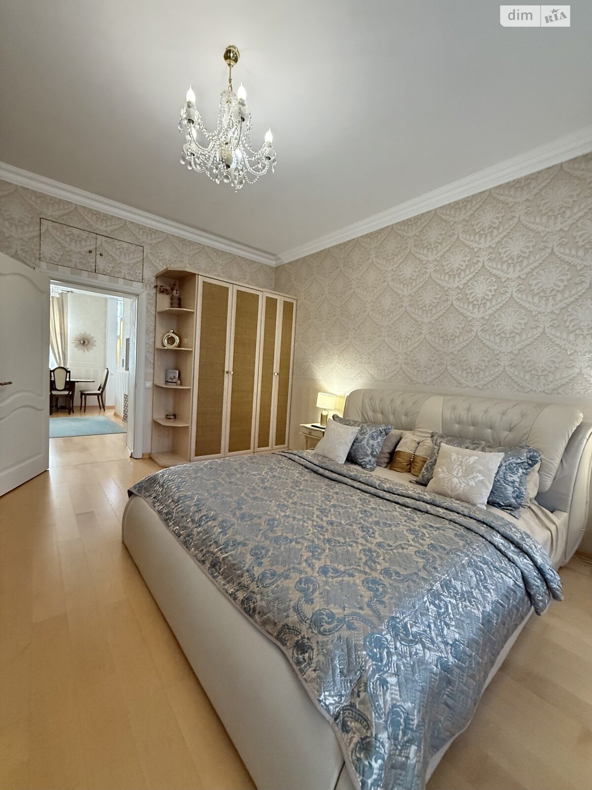 двухкомнатная квартира в Днепре, район Центральный, на просп. Поля Александра 8А в аренду на короткий срок посуточно фото 1 двухкомнатная квартира в Днепре, район Центральный, на просп. Поля Александра 8А в аренду на короткий срок посуточно фото 1