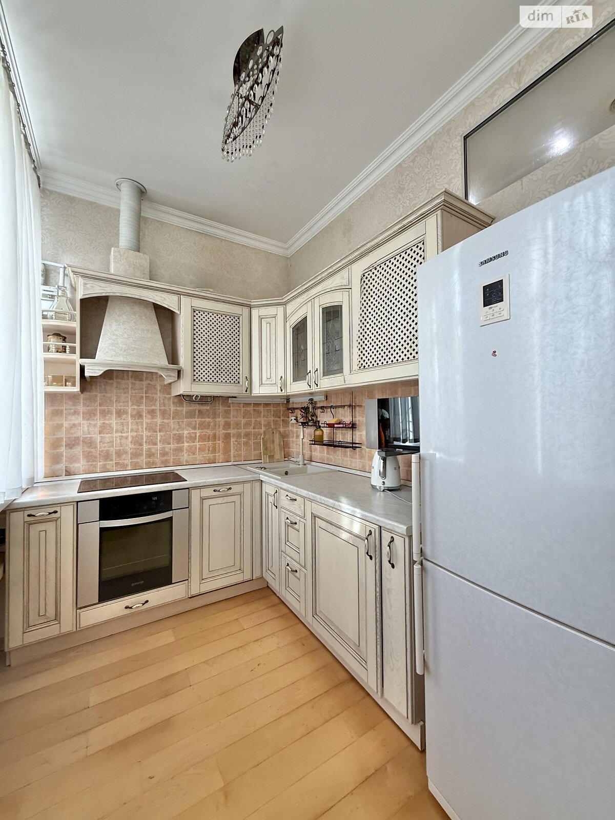 двухкомнатная квартира в Днепре, район Центральный, на просп. Поля Александра 8А в аренду на короткий срок посуточно фото 1 двухкомнатная квартира в Днепре, район Центральный, на просп. Поля Александра 8А в аренду на короткий срок посуточно фото 1