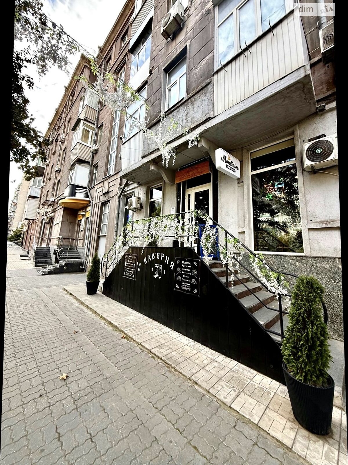 двухкомнатная квартира в Днепре, район Центральный, на просп. Поля Александра 8А в аренду на короткий срок посуточно фото 1 двухкомнатная квартира в Днепре, район Центральный, на просп. Поля Александра 8А в аренду на короткий срок посуточно фото 1