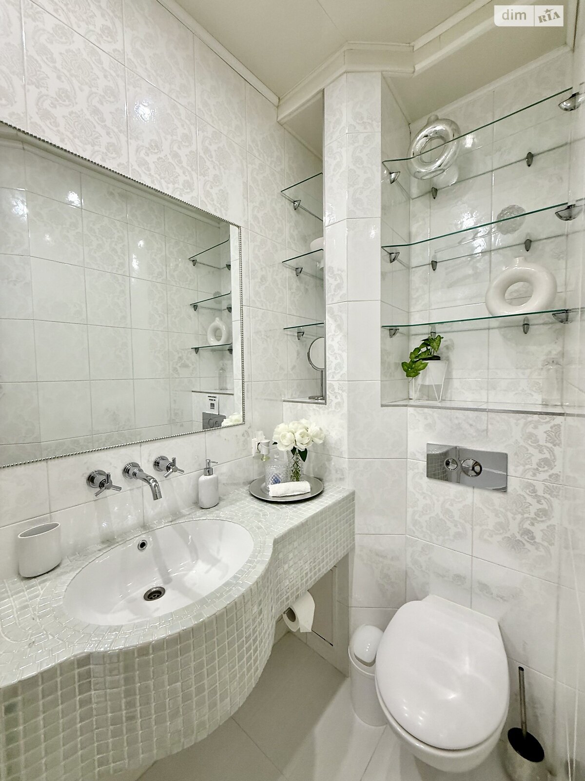 двухкомнатная квартира в Днепре, район Центральный, на просп. Поля Александра 8А в аренду на короткий срок посуточно фото 1 двухкомнатная квартира в Днепре, район Центральный, на просп. Поля Александра 8А в аренду на короткий срок посуточно фото 1