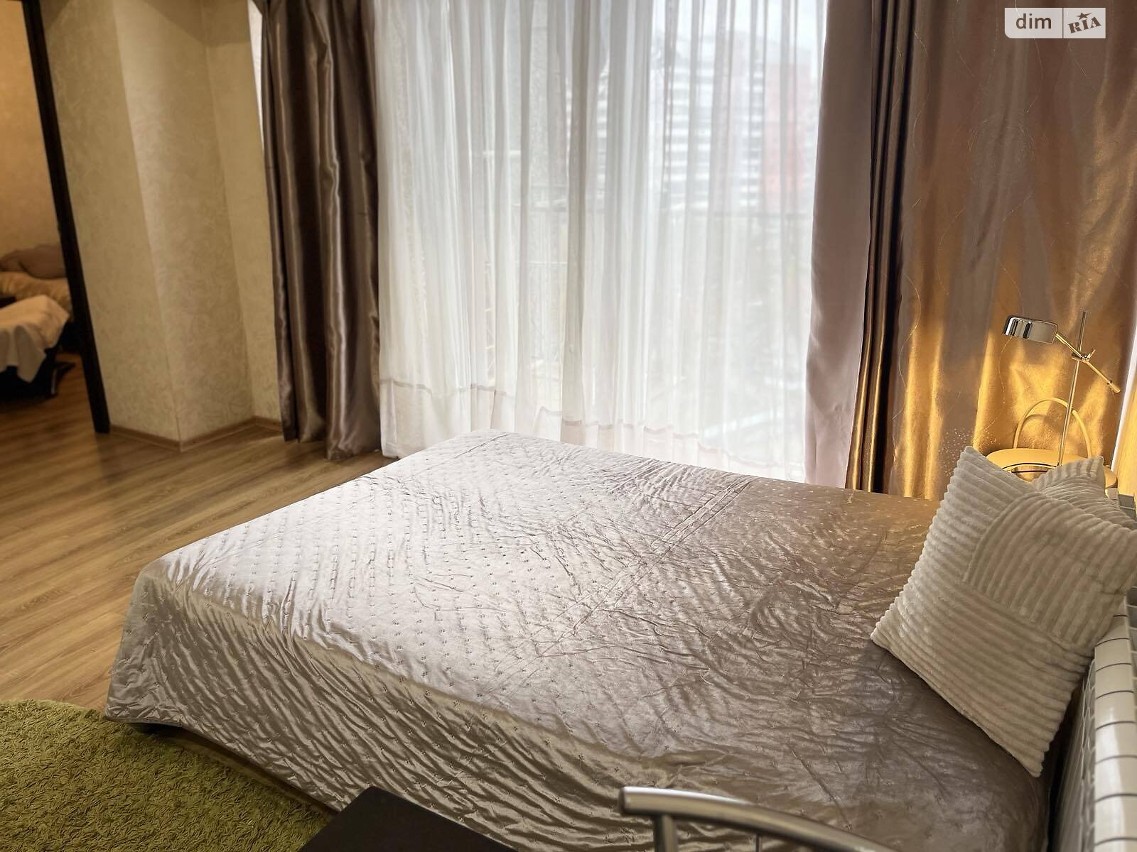 однокімнатна квартира в Дніпрі, район Центральний, на просп. Поля Олександра 27Д в оренду на короткий термін подобово фото 1 однокімнатна квартира в Дніпрі, район Центральний, на просп. Поля Олександра 27Д в оренду на короткий термін подобово фото 1
