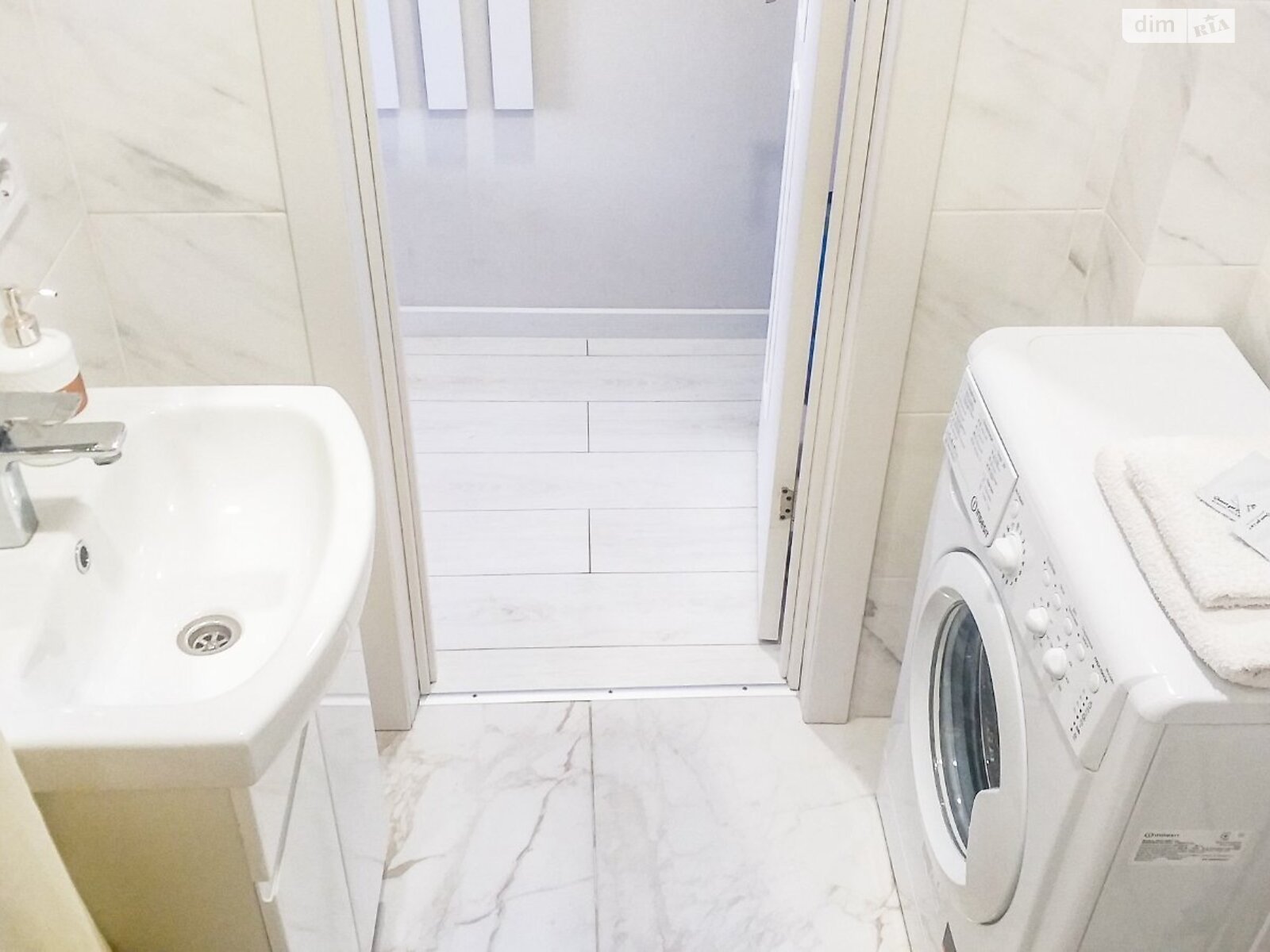 однокомнатная квартира в Харькове, район Гончаровка, на ул. Оружейная 7 в аренду на короткий срок посуточно фото 1