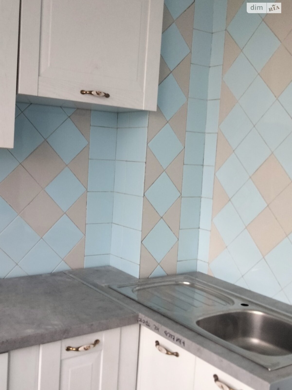 однокімнатна квартира в Харкові, район Салтівський, на просп. Ювілейний 59 в оренду на короткий термін подобово фото 1 однокімнатна квартира в Харкові, район Салтівський, на просп. Ювілейний 59 в оренду на короткий термін подобово фото 1